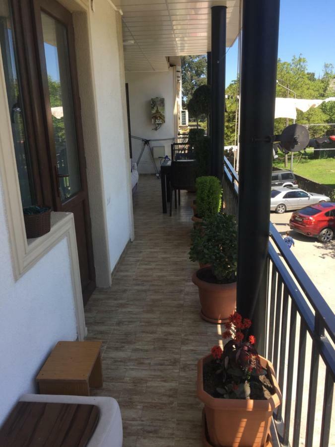 Warm Flat Apartamento Gonio Exterior foto